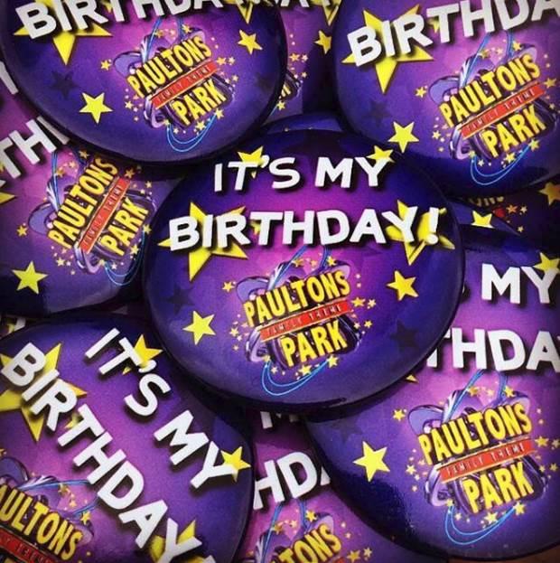birthday badges at Paultons Park